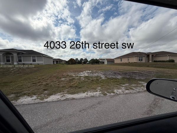 4033 26th , FL 33976