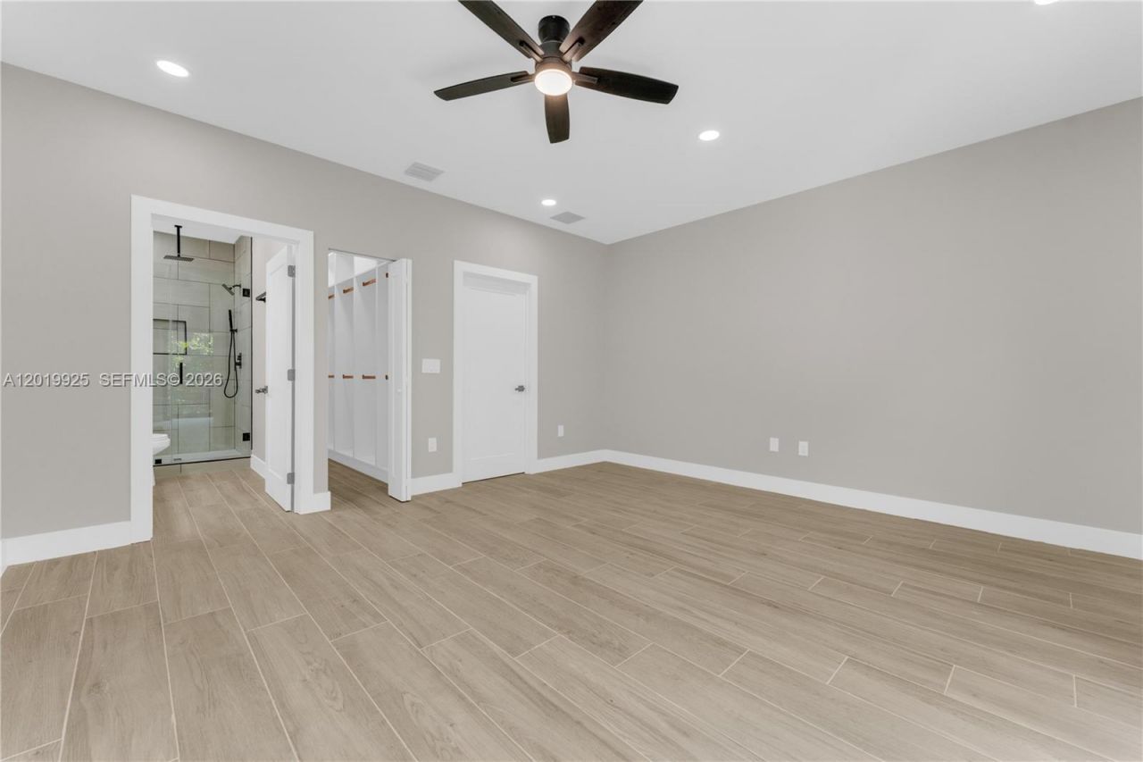 1816 NW 49th St., Miami, FL 33142 Photo