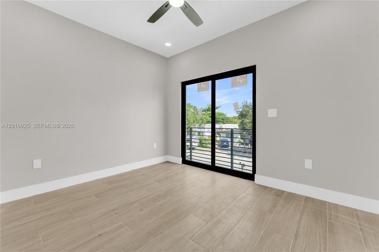 1816 NW 49th St., Miami, FL 33142 Photo