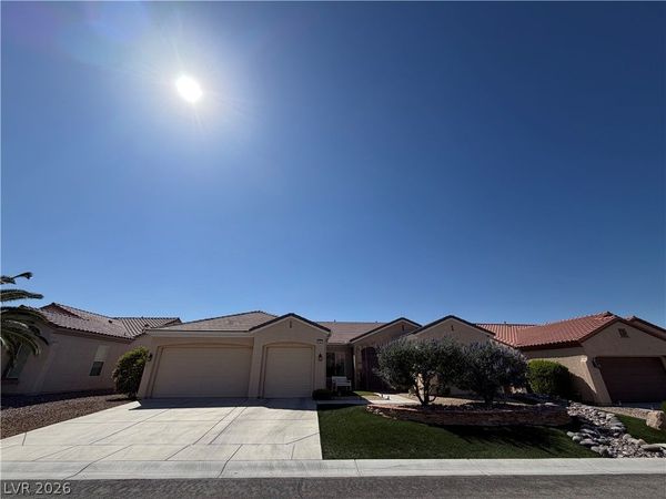 2127 Clearwater Lake Drive , Henderson, NV 89044