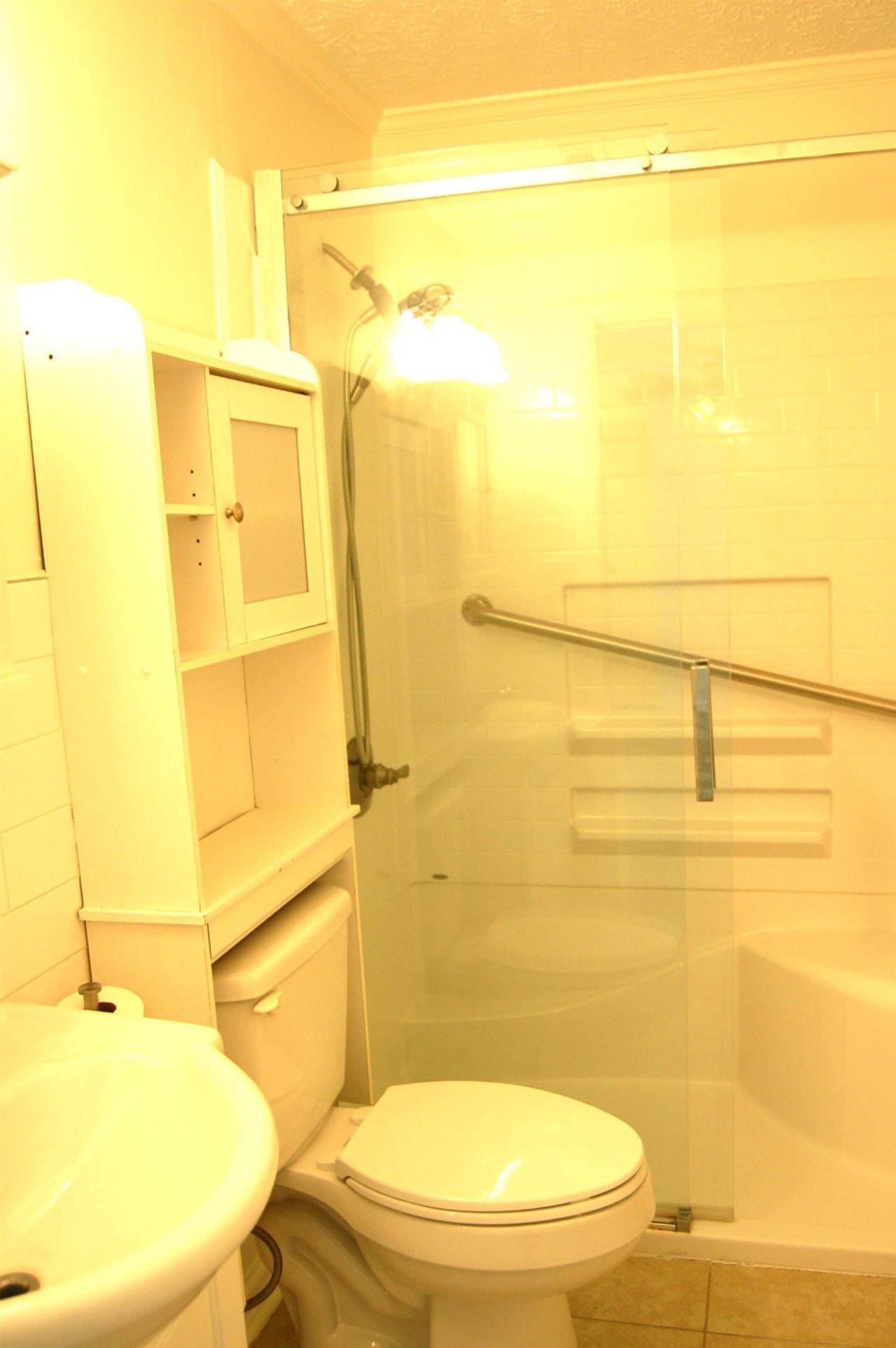2103 Woodward Dr.  Photo 7