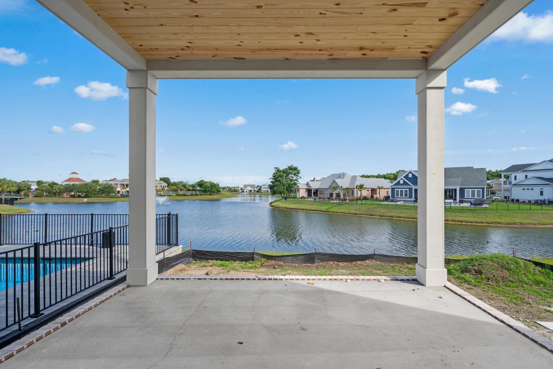 825 Crystal Water Way  Photo 11