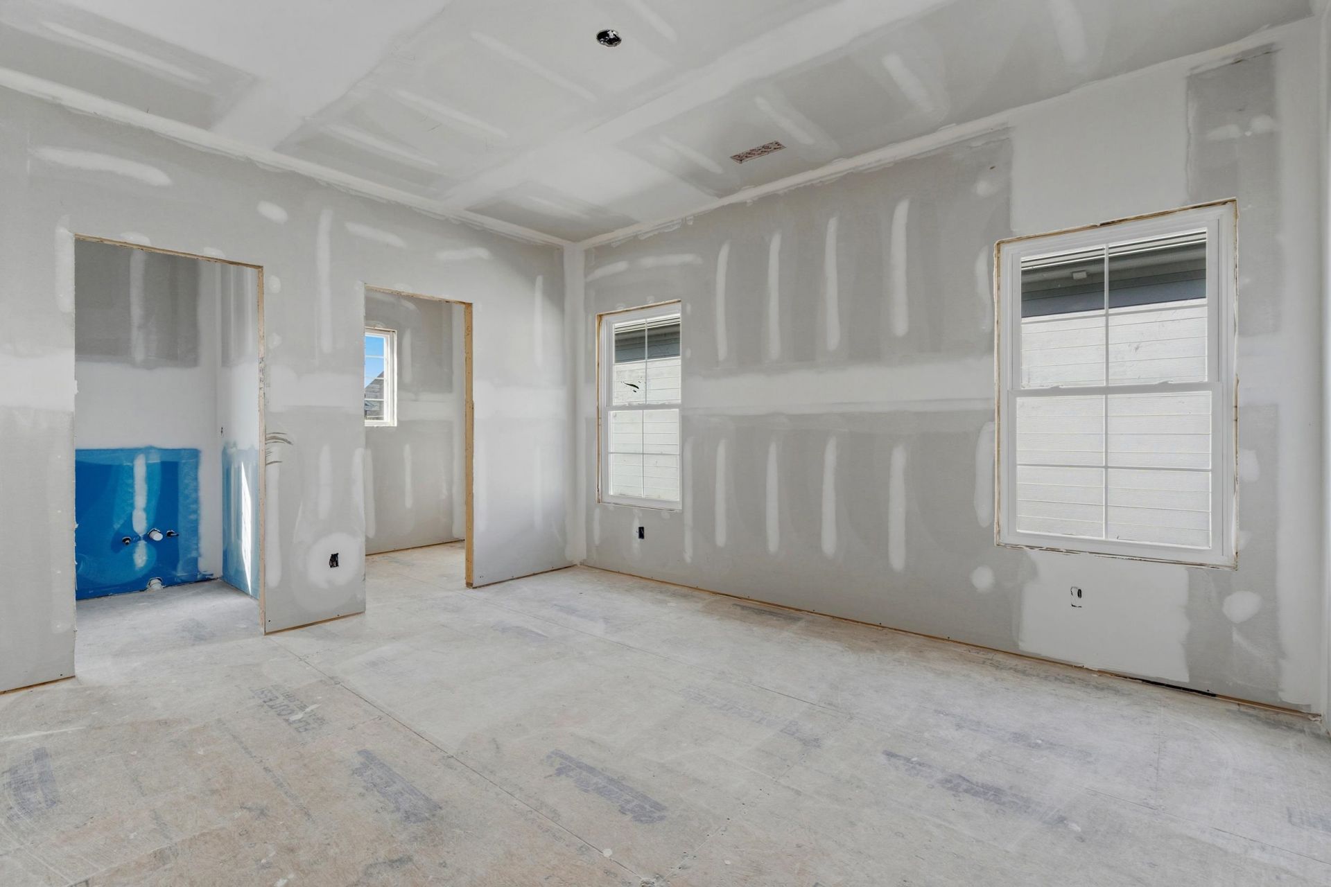 825 Crystal Water Way  Photo 15