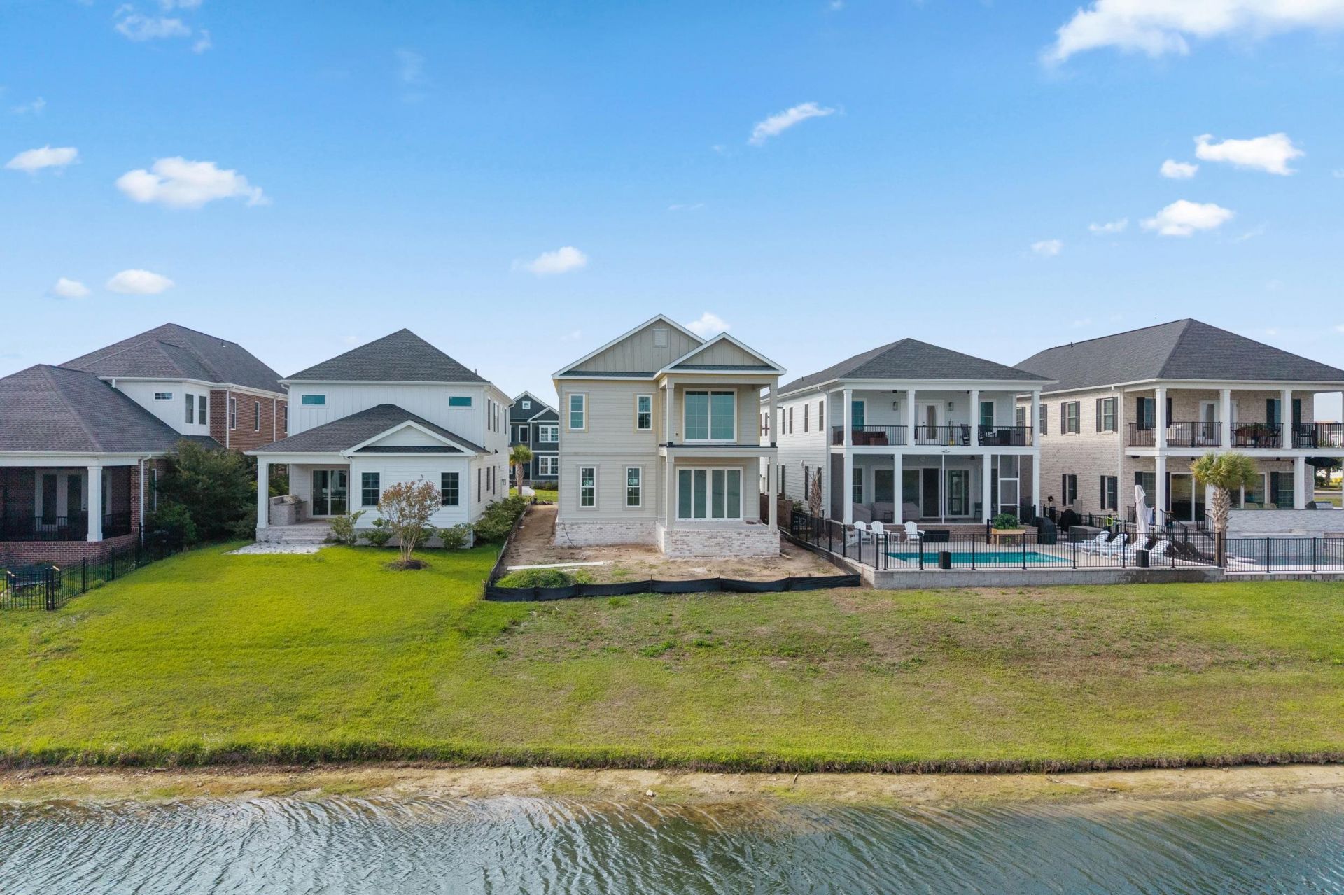 825 Crystal Water Way  Photo 20