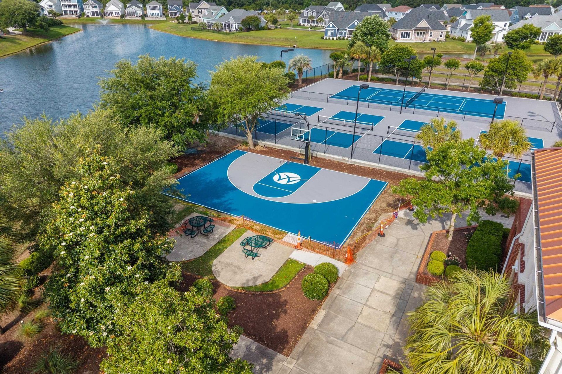 825 Crystal Water Way  Photo 23