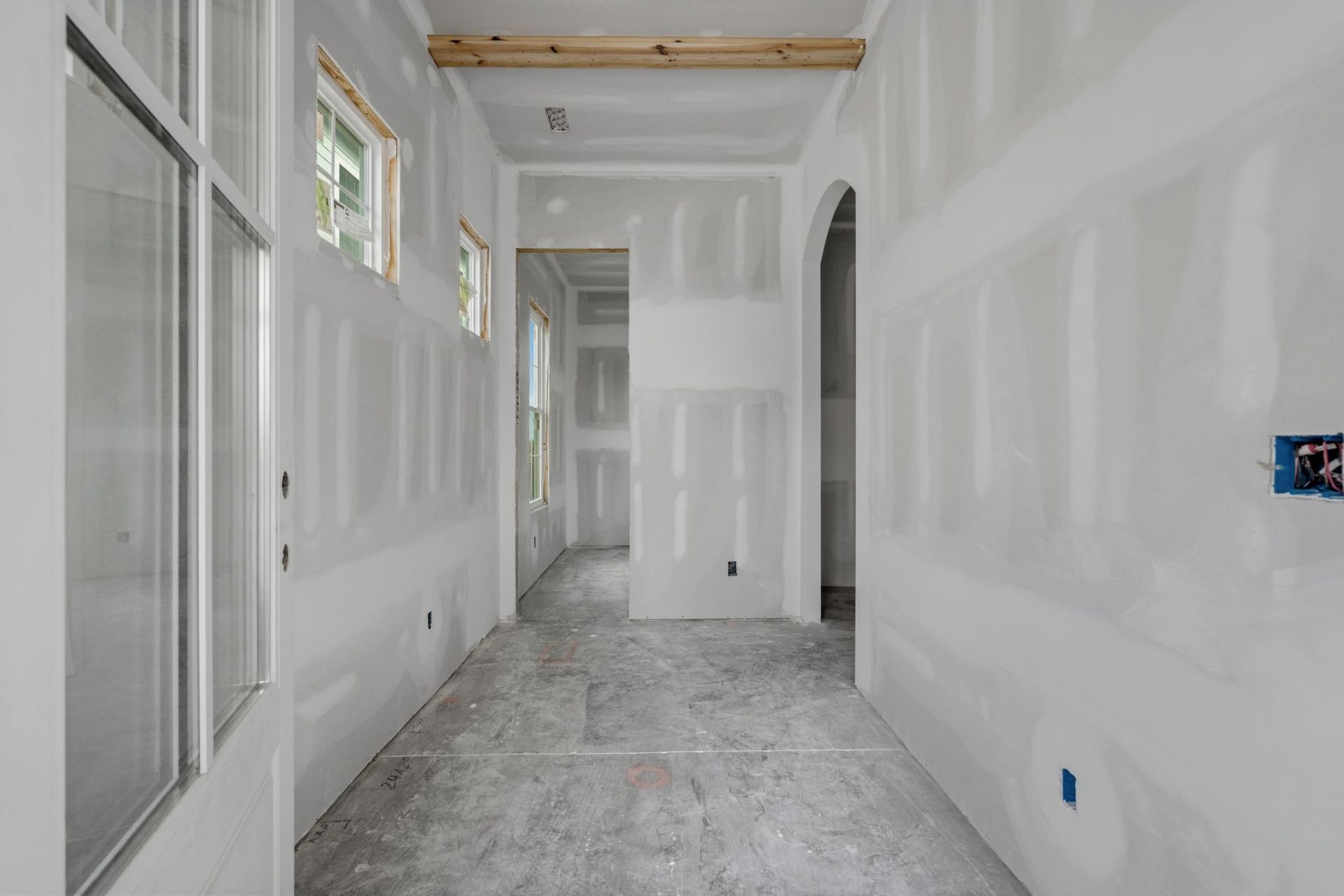 825 Crystal Water Way  Photo 5