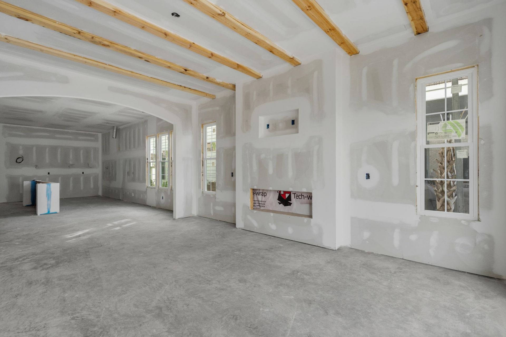 825 Crystal Water Way  Photo 7