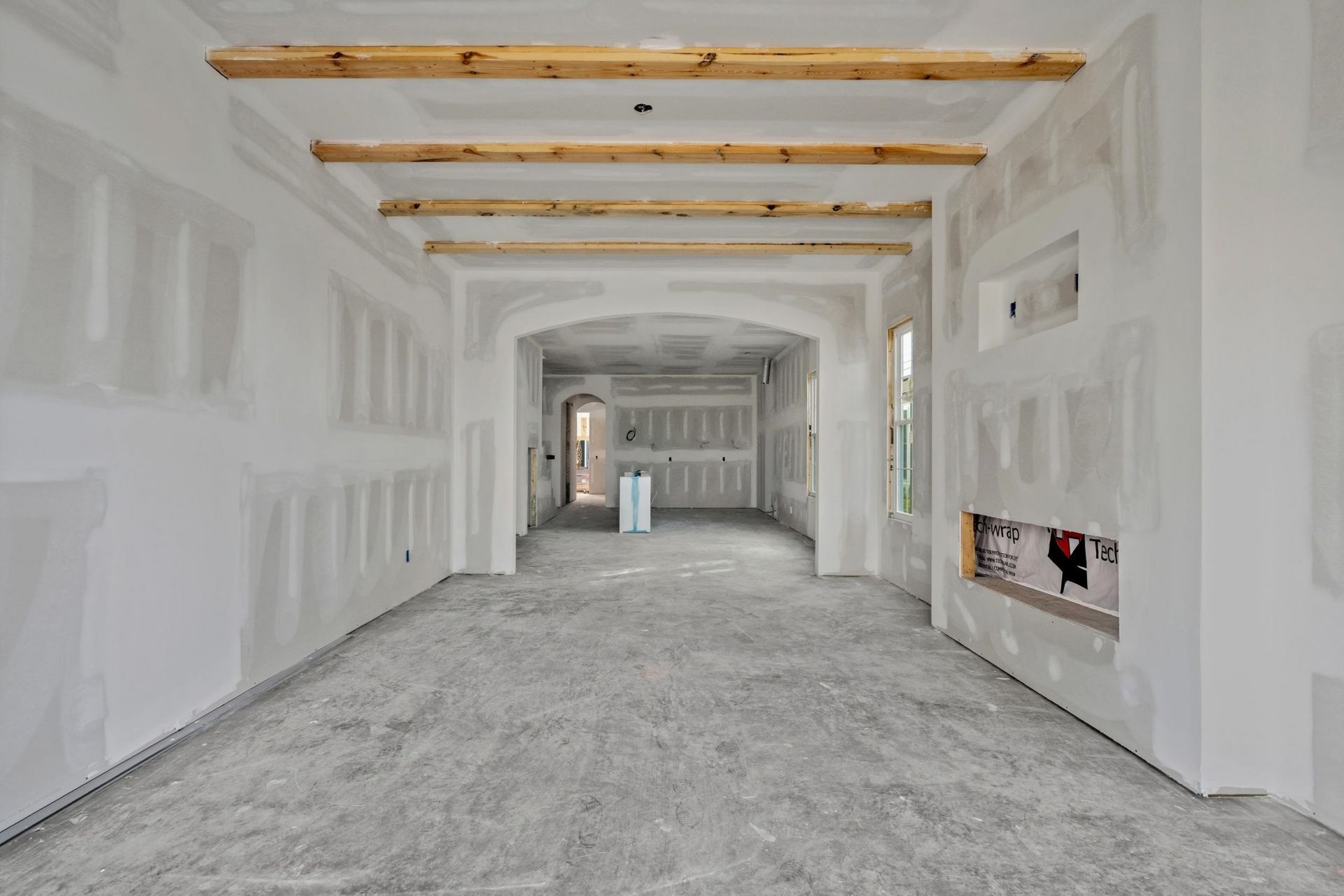 825 Crystal Water Way  Photo 8