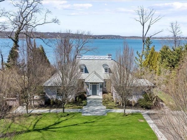 516 Centre Island Road , Oyster Bay, NY 11771