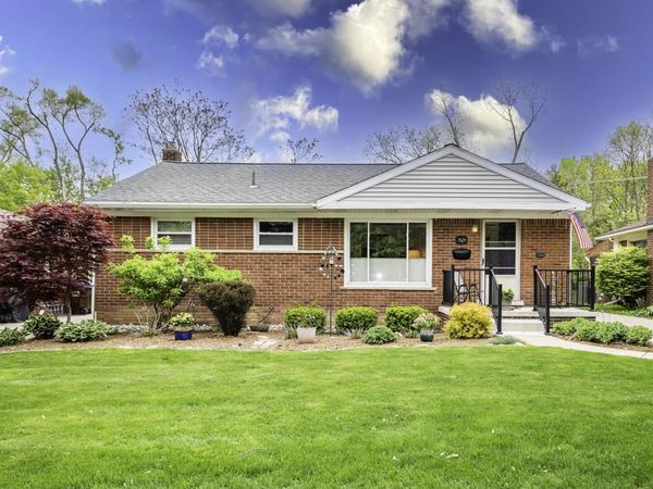1424 Collegewood Street, Ypsilanti, MI 48197