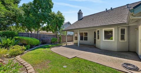 1448 Oak Grove Dr, Roseville, CA 95747 Photo