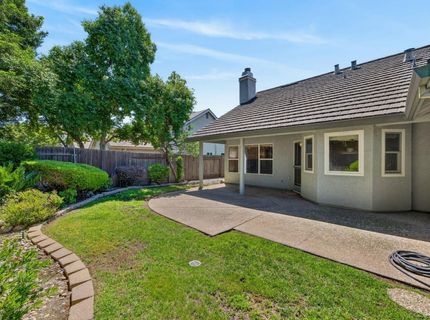 1448 Oak Grove Dr, Roseville, CA 95747 Photo