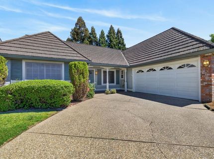 1448 Oak Grove Dr, Roseville, CA 95747 Photo