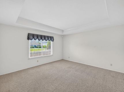 1448 Oak Grove Dr, Roseville, CA 95747 Photo