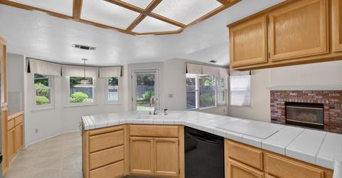 1448 Oak Grove Dr, Roseville, CA 95747 Photo