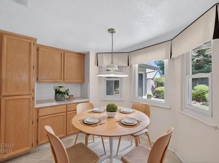 1448 Oak Grove Dr, Roseville, CA 95747 Photo