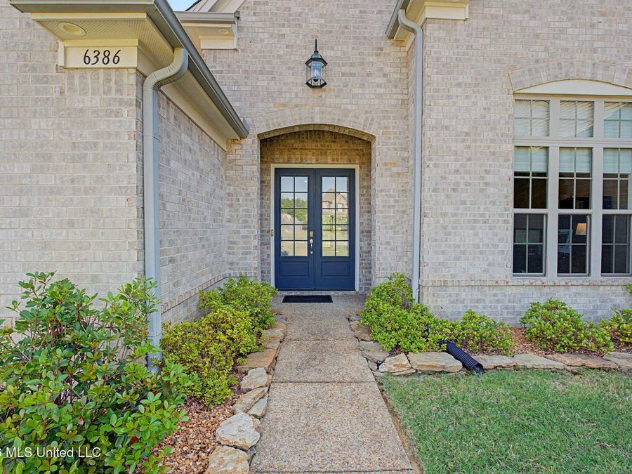 Property Image 4