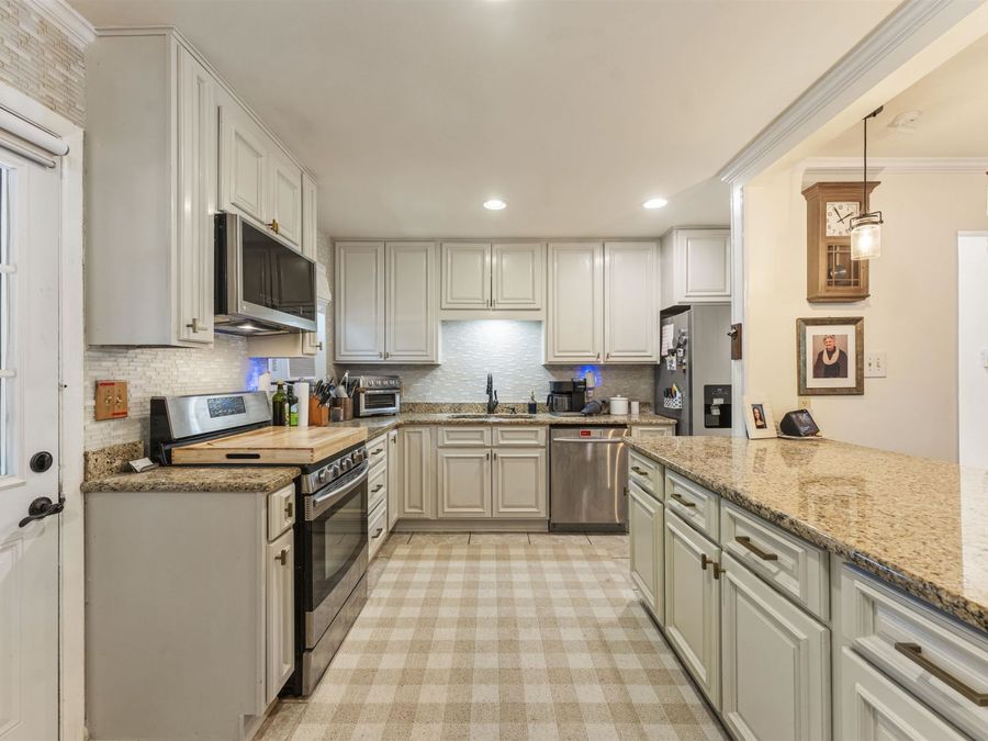 Property Image 24