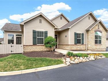 7049 Creekside Circle, Mad River Township, OH 45324