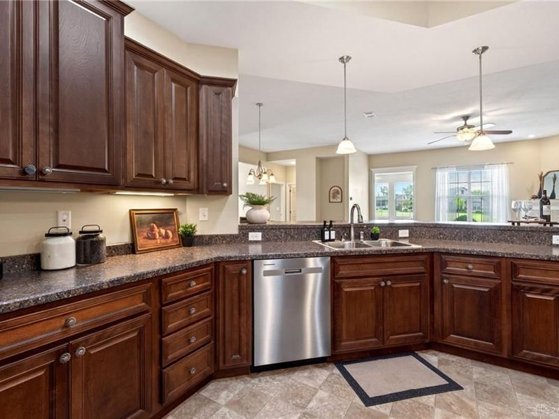 7049 Creekside Circle, Mad River Township, OH 45324 Photo 20