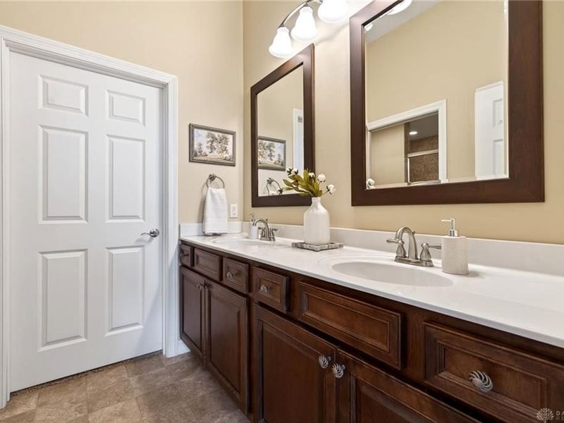 7049 Creekside Circle, Mad River Township, OH 45324 Photo 34