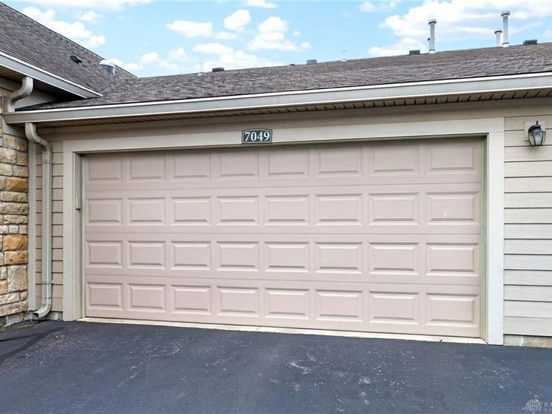 7049 Creekside Circle, Mad River Township, OH 45324 Photo 5