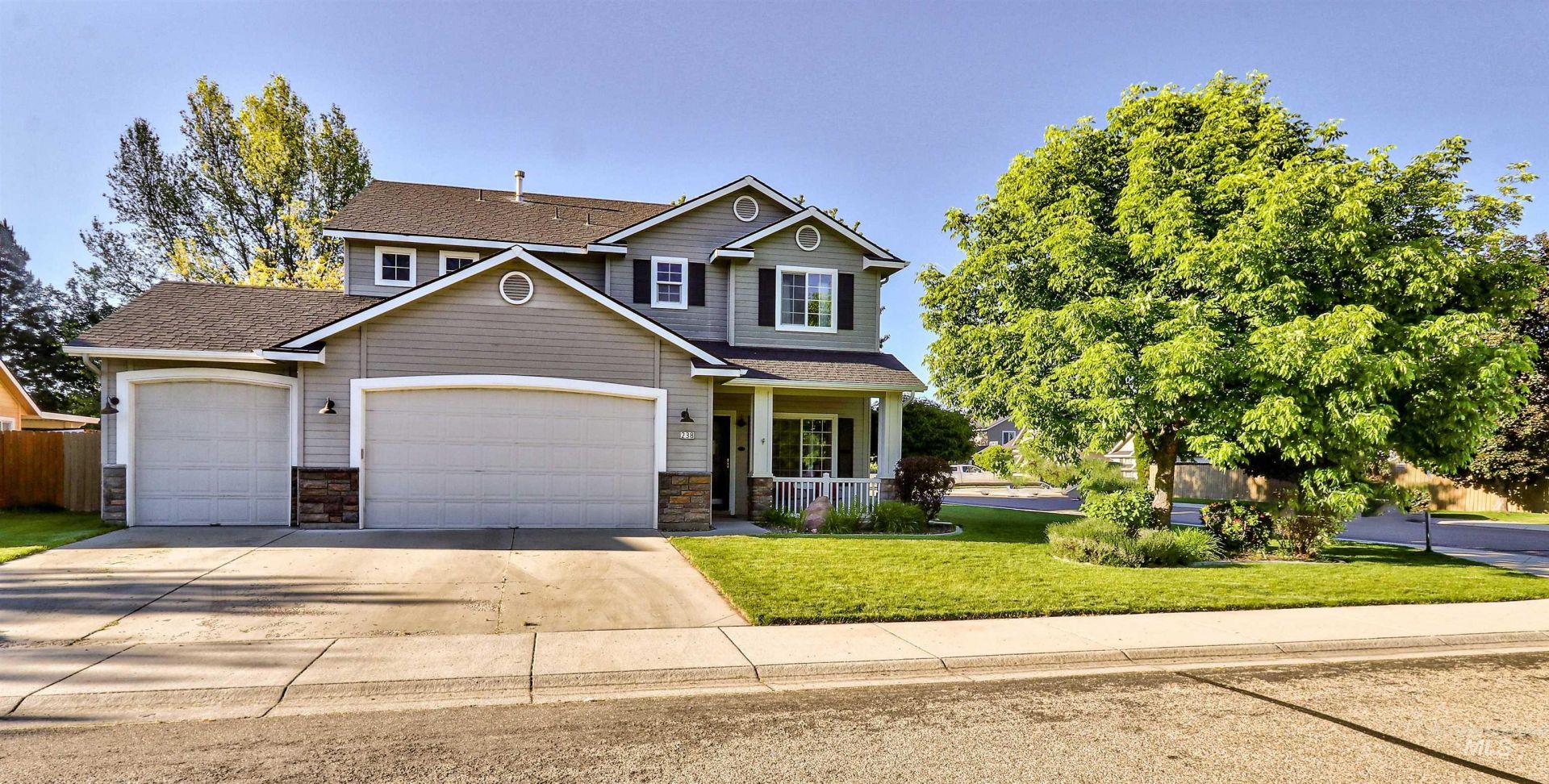 238 E E Moskee Street, Meridian, ID 83646 Main Photo