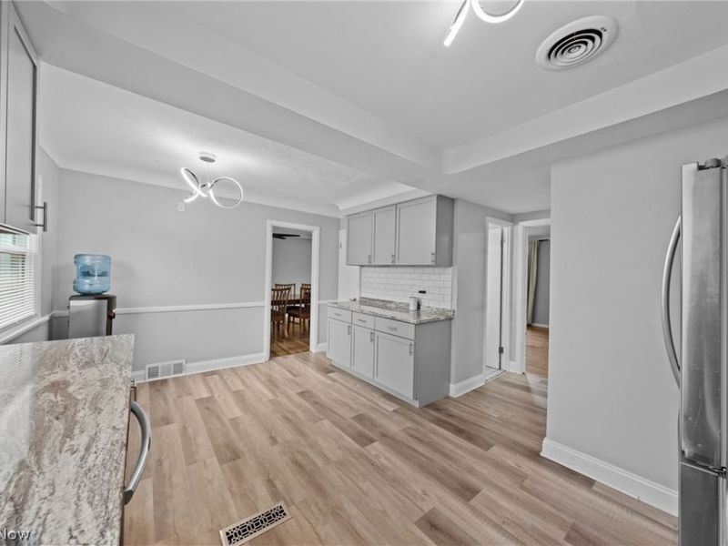 3873 Washington Boulevard, University Heights, OH 44118 Photo 13