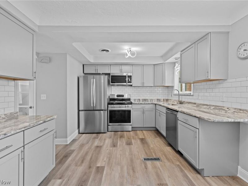 3873 Washington Boulevard, University Heights, OH 44118 Photo 15