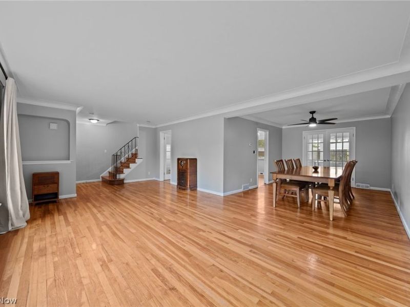 3873 Washington Boulevard, University Heights, OH 44118 Photo 6