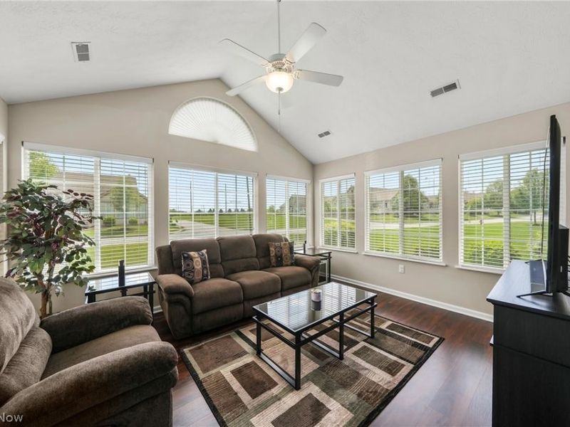 1930 Fairways Drive , Streetsboro, OH 44241 Photo 15