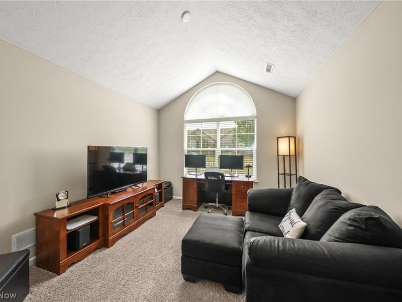 1930 Fairways Drive , Streetsboro, OH 44241 Photo 18