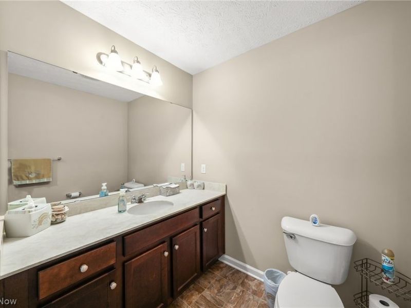 1930 Fairways Drive , Streetsboro, OH 44241 Photo 23