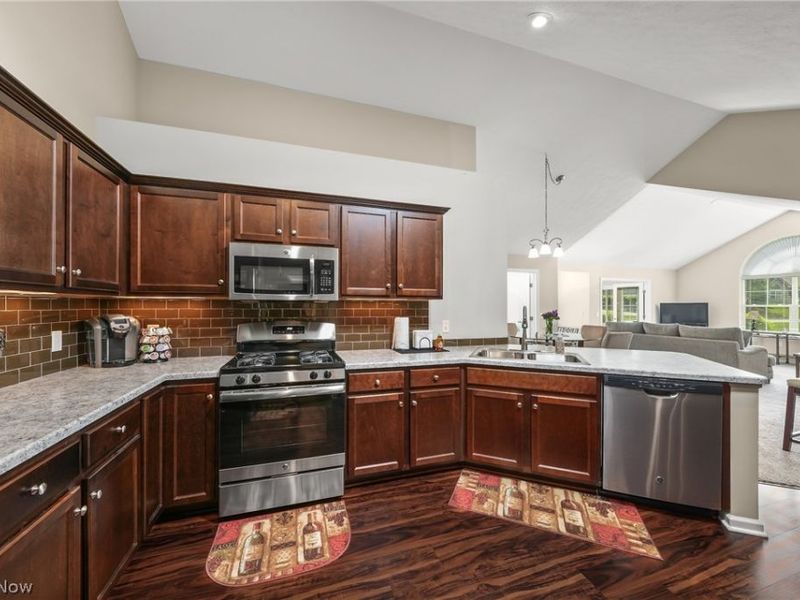 1930 Fairways Drive , Streetsboro, OH 44241 Photo 32