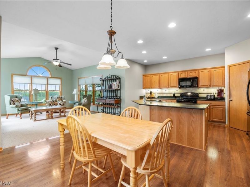 1056 Brigantine Avenue, Uniontown, OH 44685 Photo 11