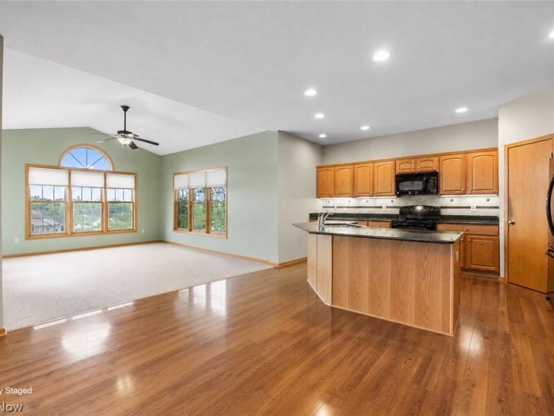 1056 Brigantine Avenue, Uniontown, OH 44685 Photo 11