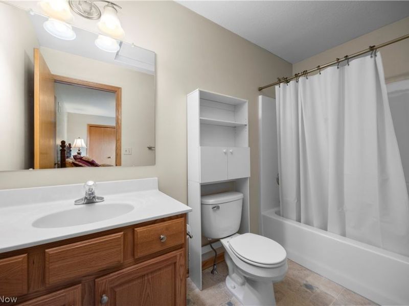 1056 Brigantine Avenue, Green, OH 44685 Photo 13