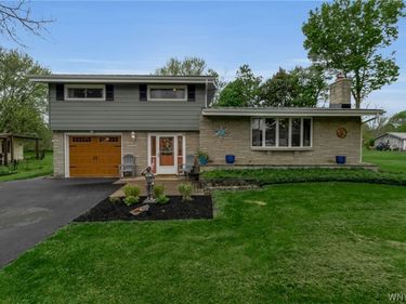 5830 Joanne Drive, Sanborn, NY 14132