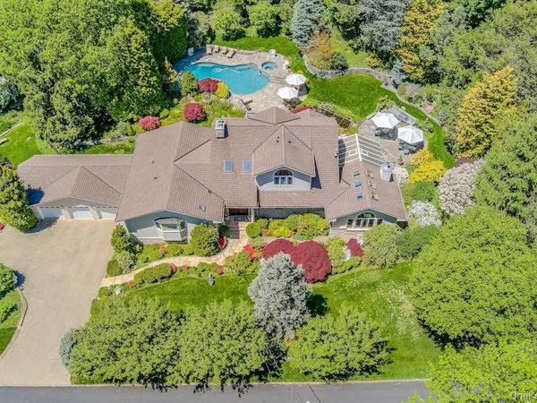 1 Rock Hill Lane, Scarsdale, NY 10583