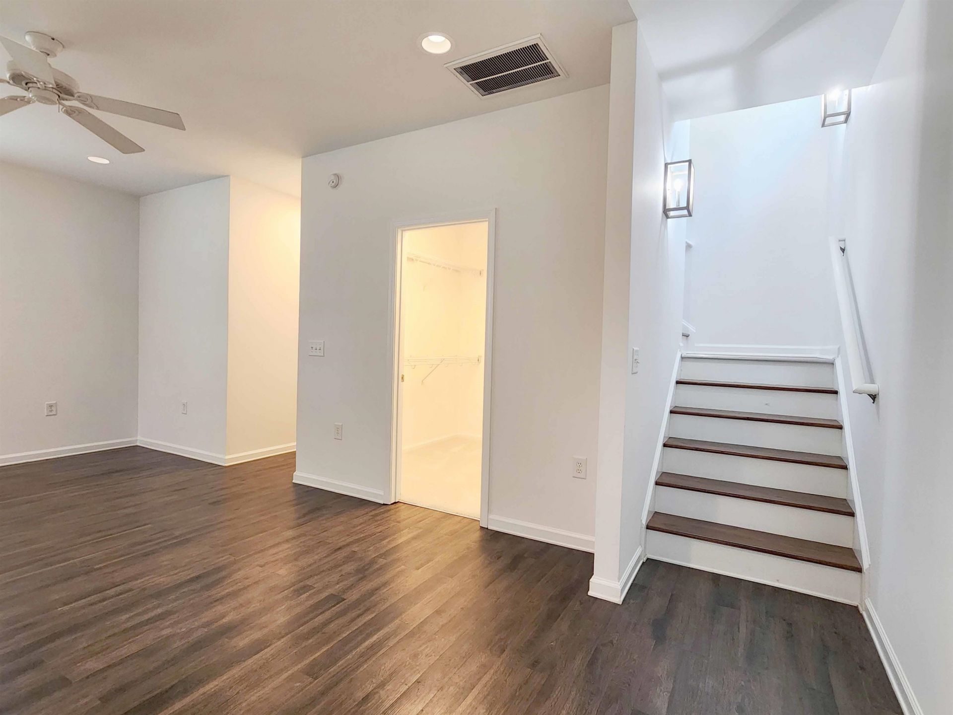 105 Weatherboard Ct.  Photo 19