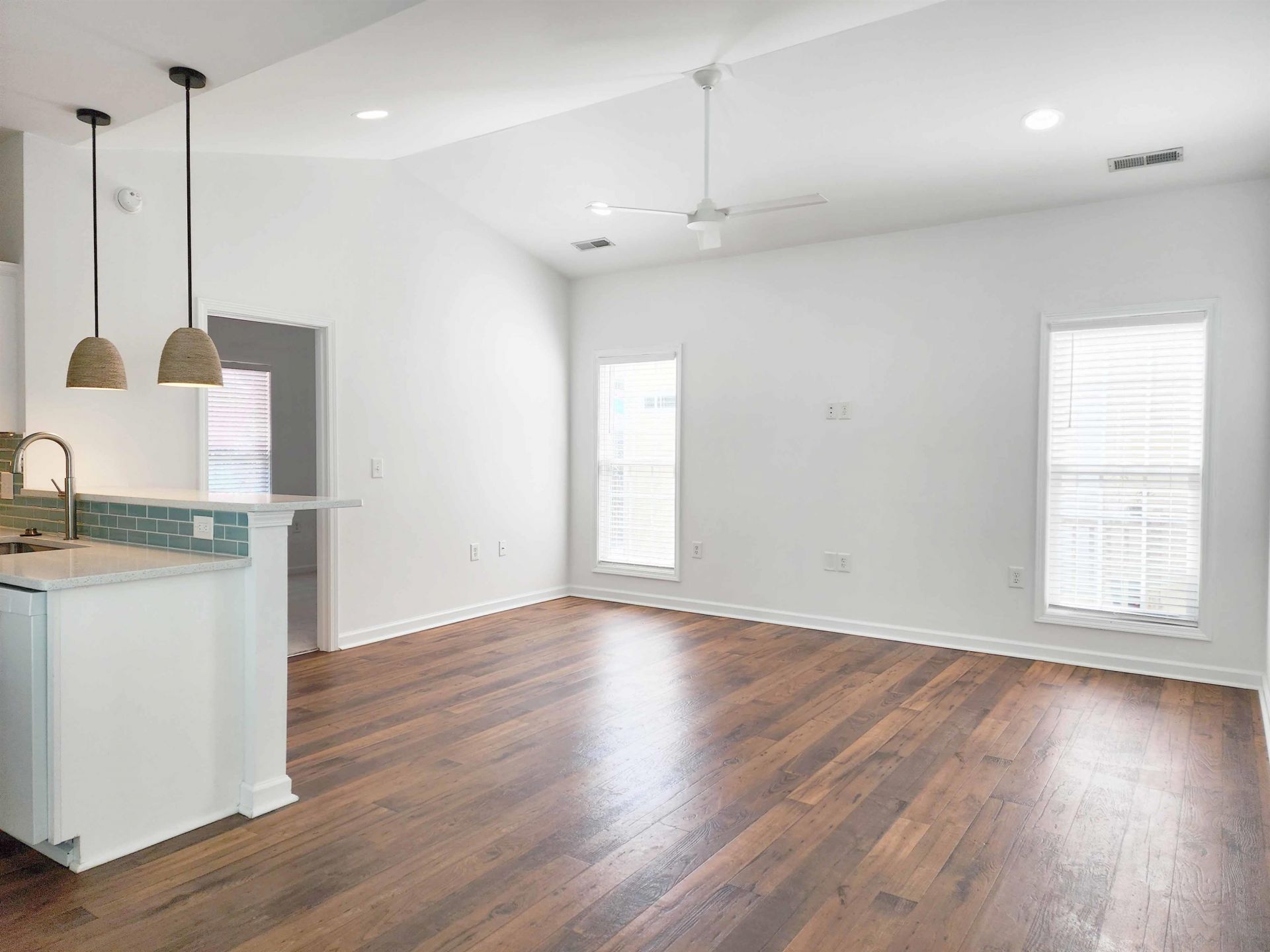 105 Weatherboard Ct.  Photo 4