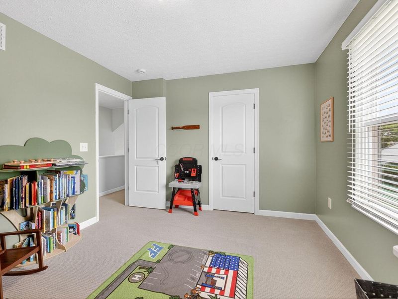 5787 Privilege Drive , Hilliard, OH 43026 Photo 37