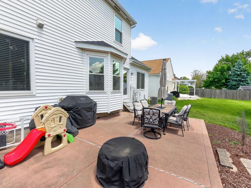5787 Privilege Drive , Hilliard, OH 43026 Photo 7