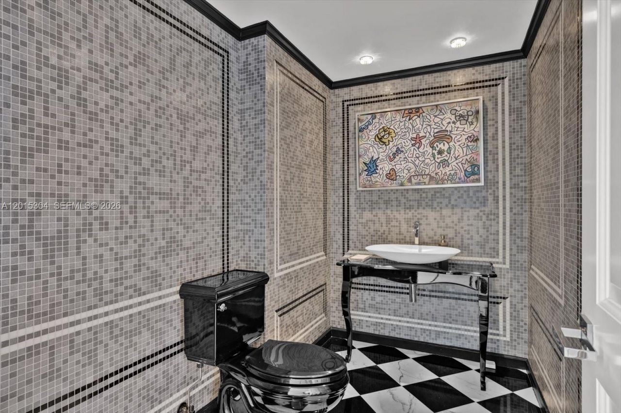 17875 Collins Ave , Unit 1101, Sunny Isles Beach, FL 33160 Photo