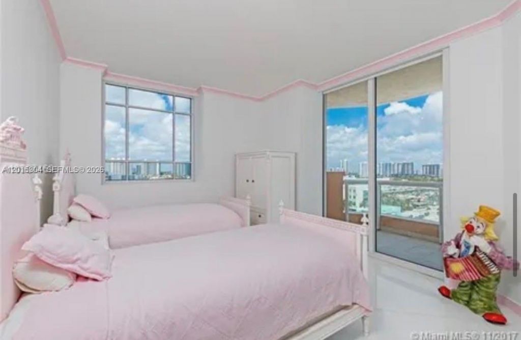 17875 Collins Ave , Unit 1101, Sunny Isles Beach, FL 33160 Photo