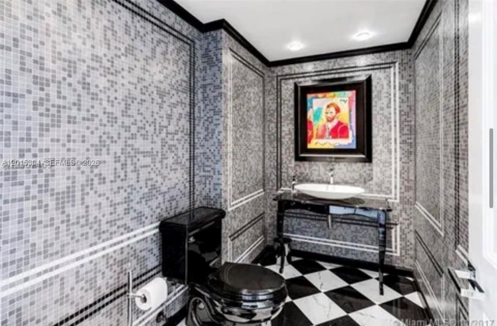 17875 Collins Ave , Unit 1101, Sunny Isles Beach, FL 33160 Photo
