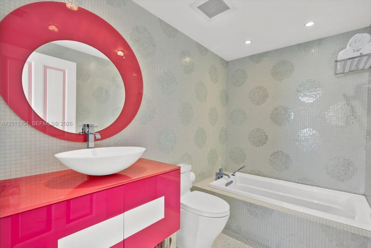 17875 Collins Ave , Unit 1101, Sunny Isles Beach, FL 33160 Photo