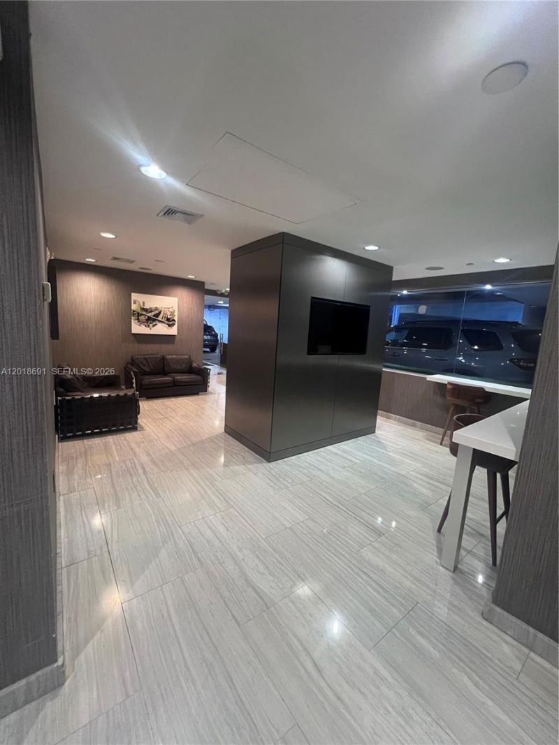 150 SE 2nd Ave , Unit 208, Miami, FL 33131 Photo