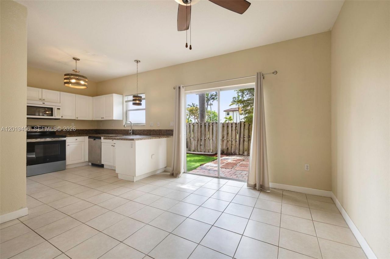 22280 SW 93rd Pl , Cutler Bay, FL 33190 Photo