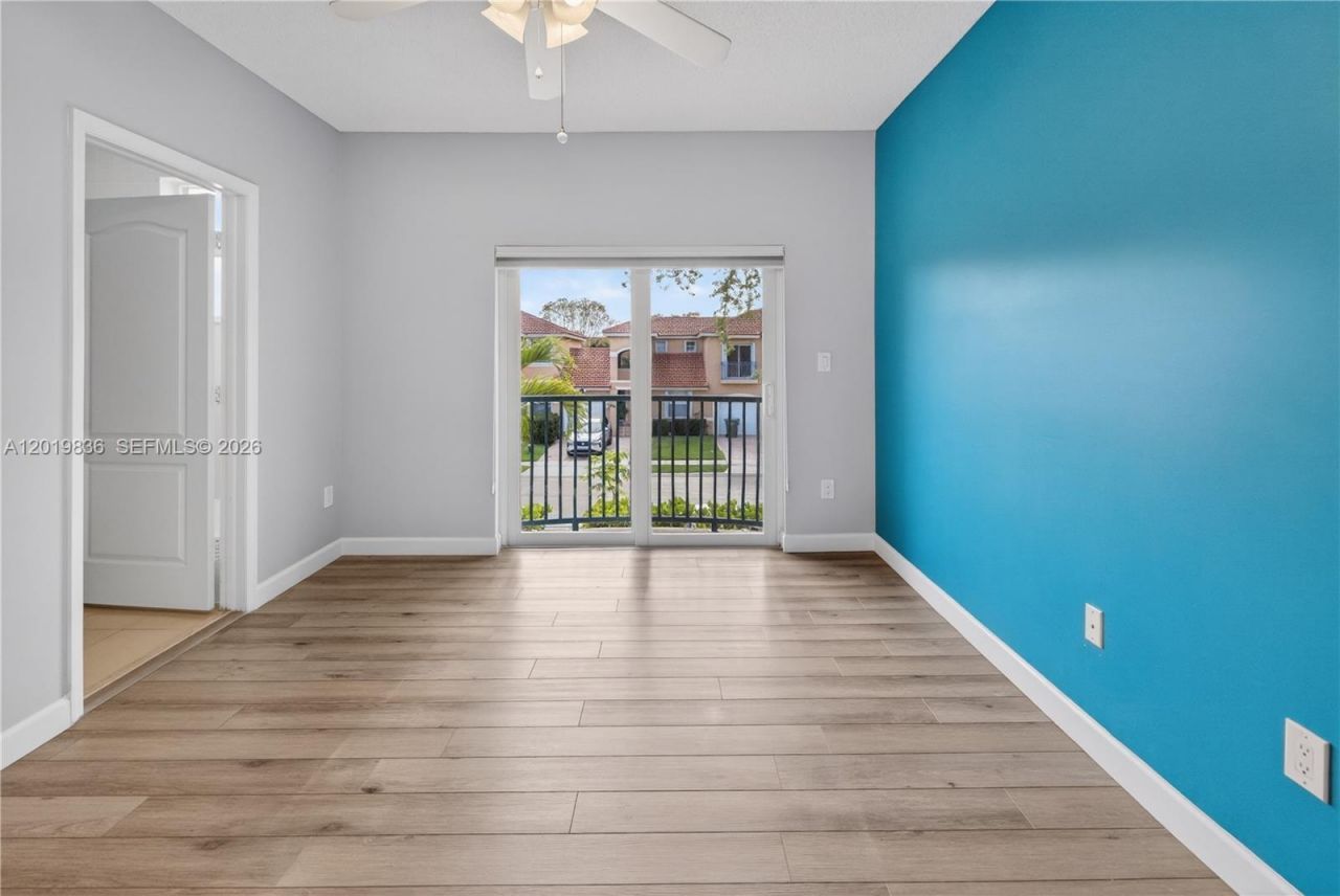 2340 NW 161st Ave, Pembroke Pines, FL 33028 Photo